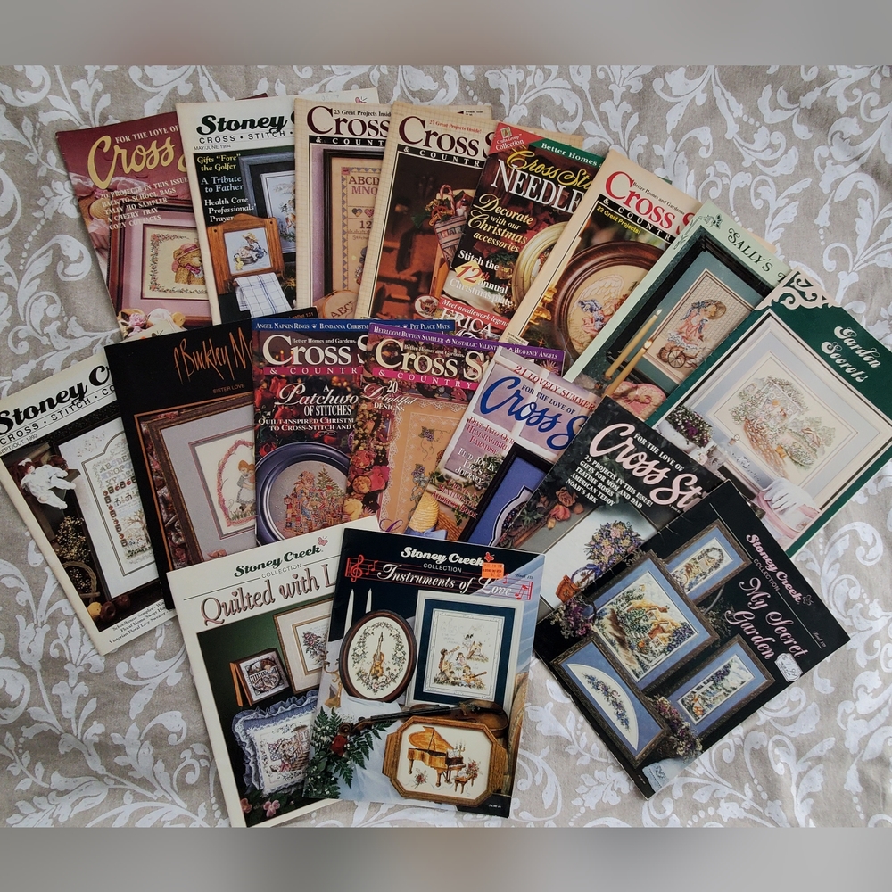 Lot of 17 cross stitch magazines and patterns